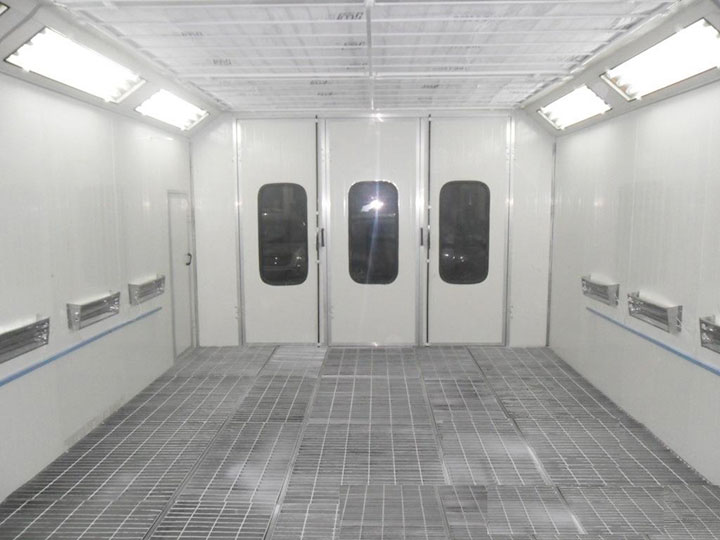 Spray booth